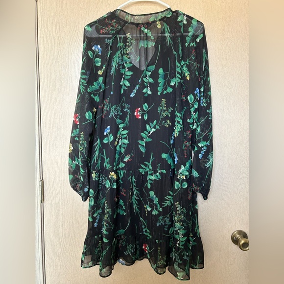 2 Piece Floral Long Sleeved Dress - Banana Republic - Size M - Picture 2 of 10